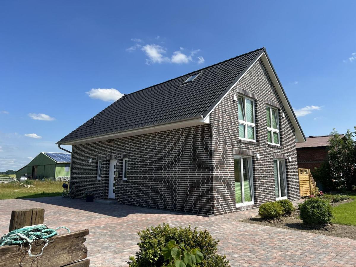 Ferienwohnungen Ebbe Und Flut - Niedrigenergiehaus Elpersbuttel Exterior photo